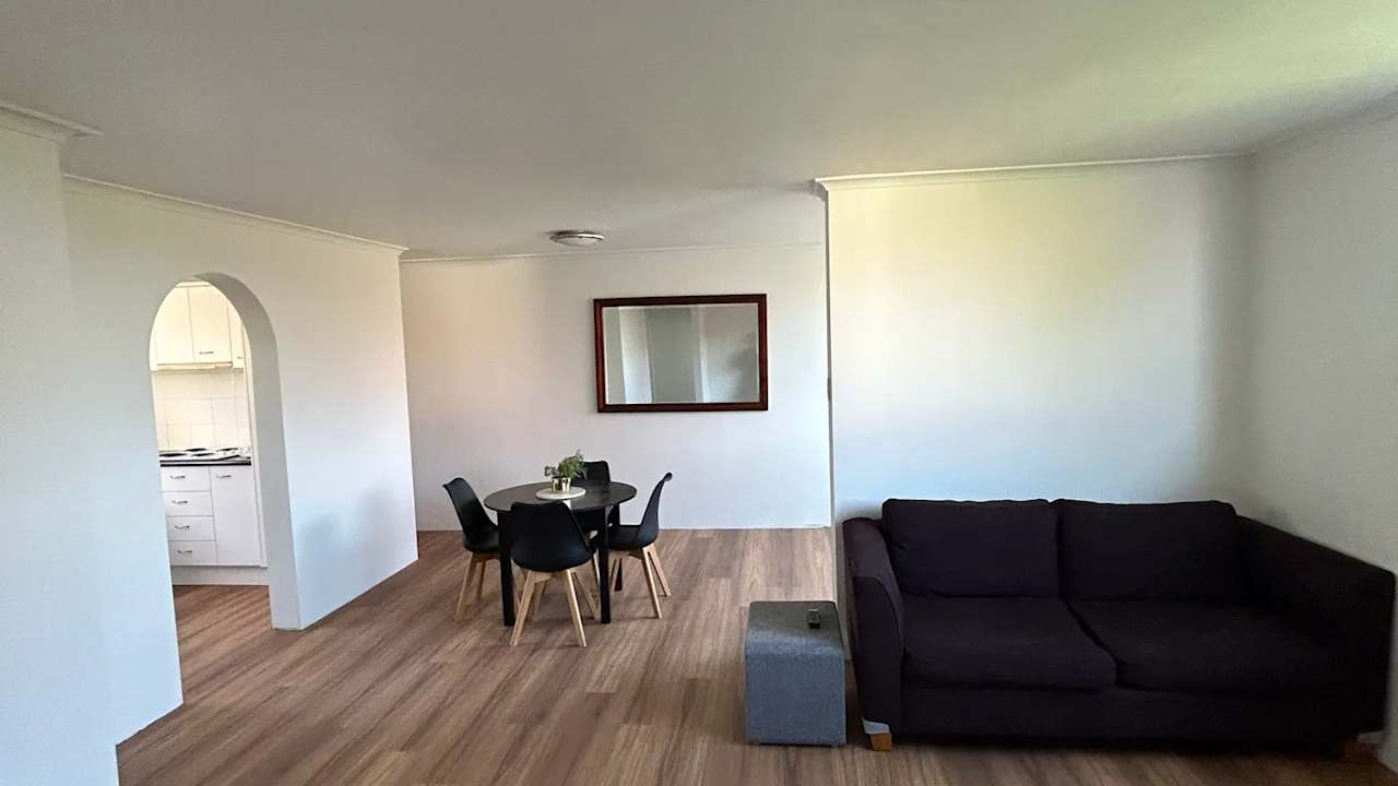 Whole property with 2 rooms for rent