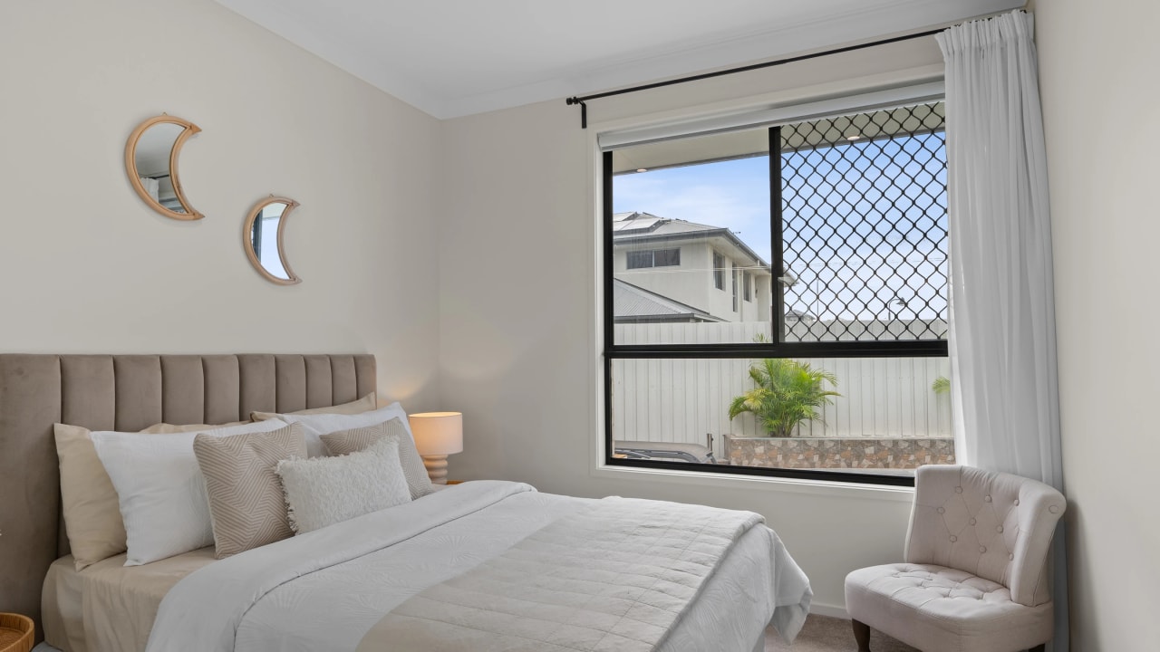 Unfurnished room in a share house