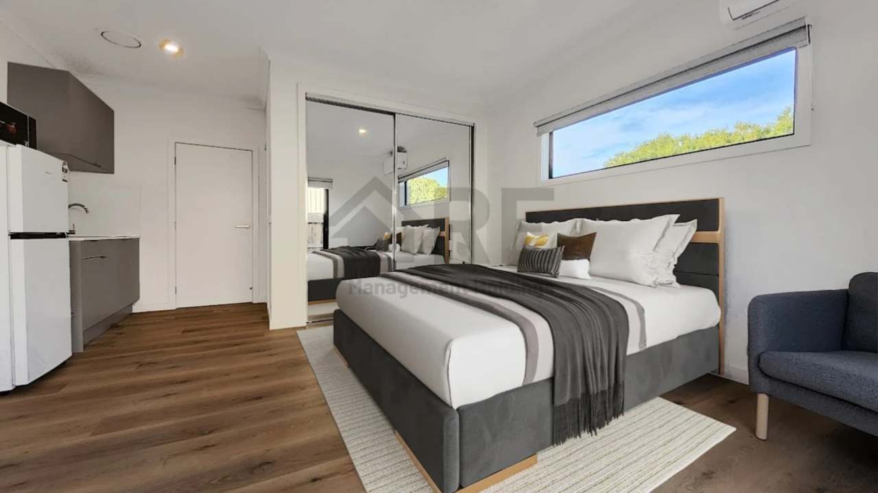 Furnished room with ensuite in a share house