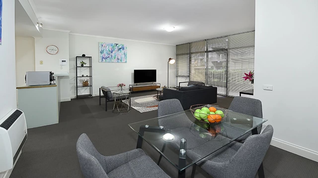 Whole property with 2 rooms for rent