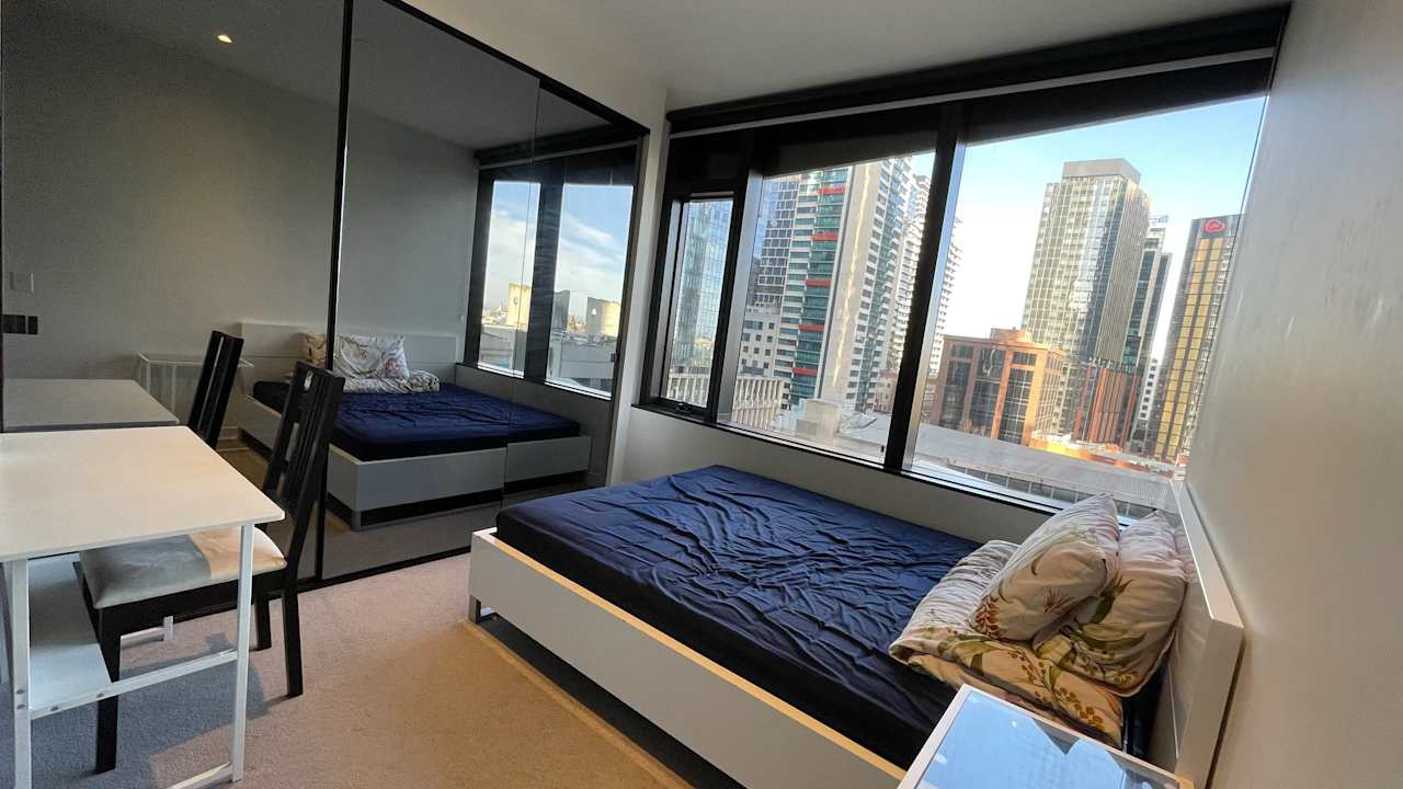 Furnished room in a flatshare