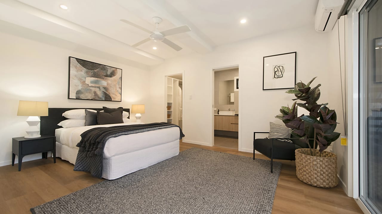 Furnished room with ensuite in a share house