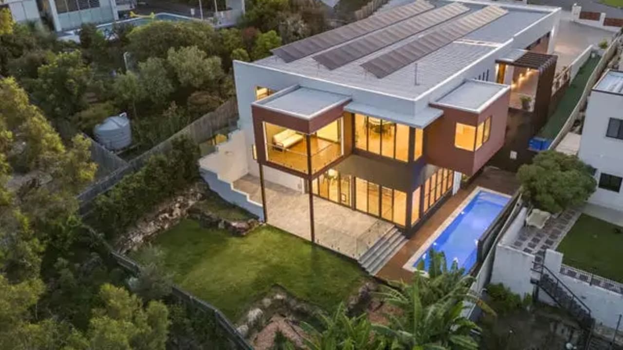 Unfurnished room with ensuite in a share house