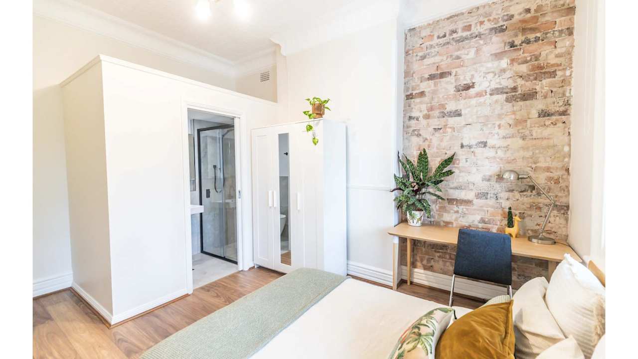 Furnished room studio flat for rent