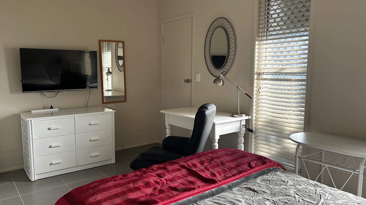 Furnished room with own bathroom