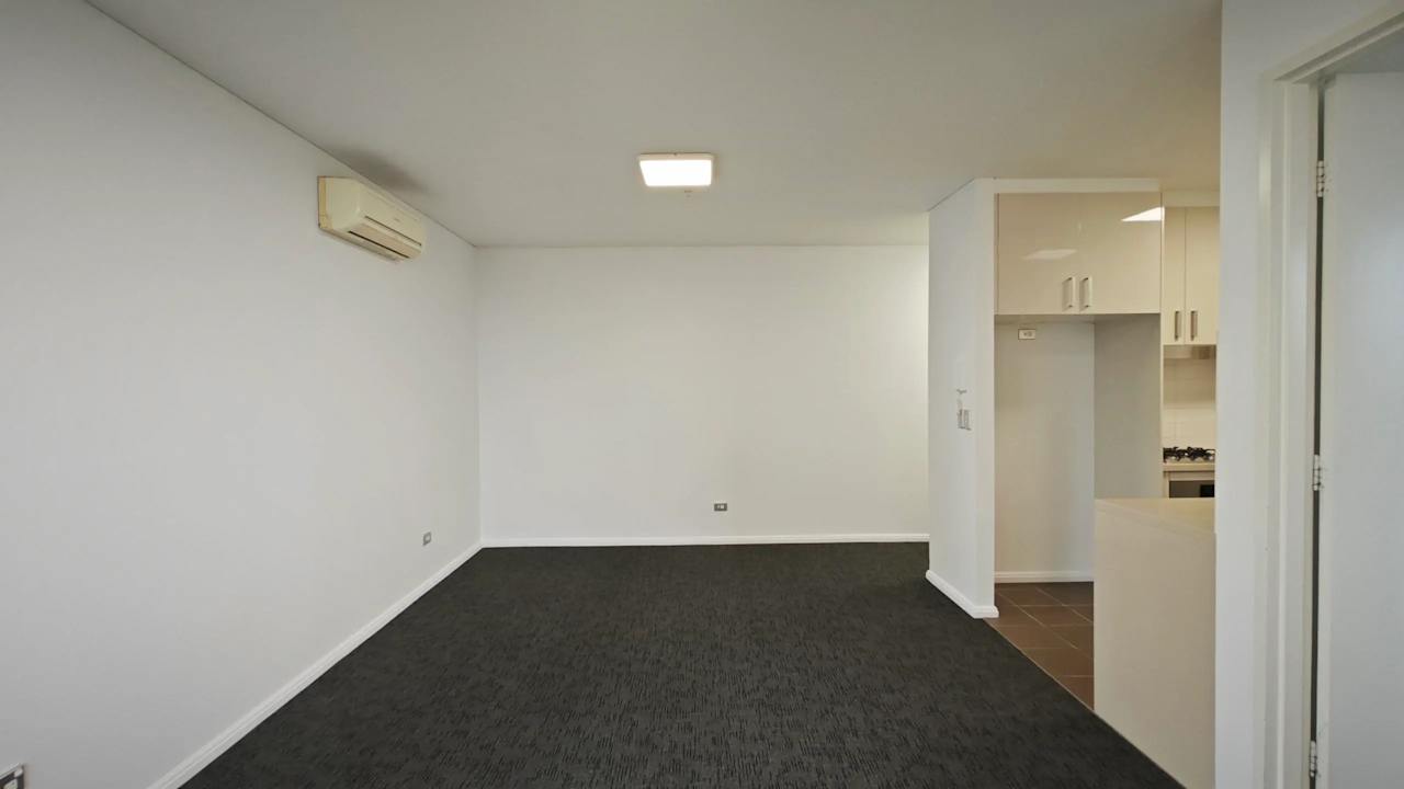 Furnished room with own bathroom