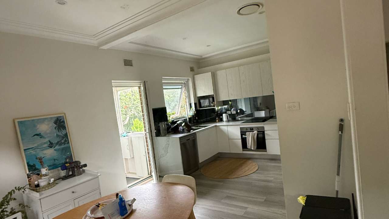 Unfurnished room in a share house