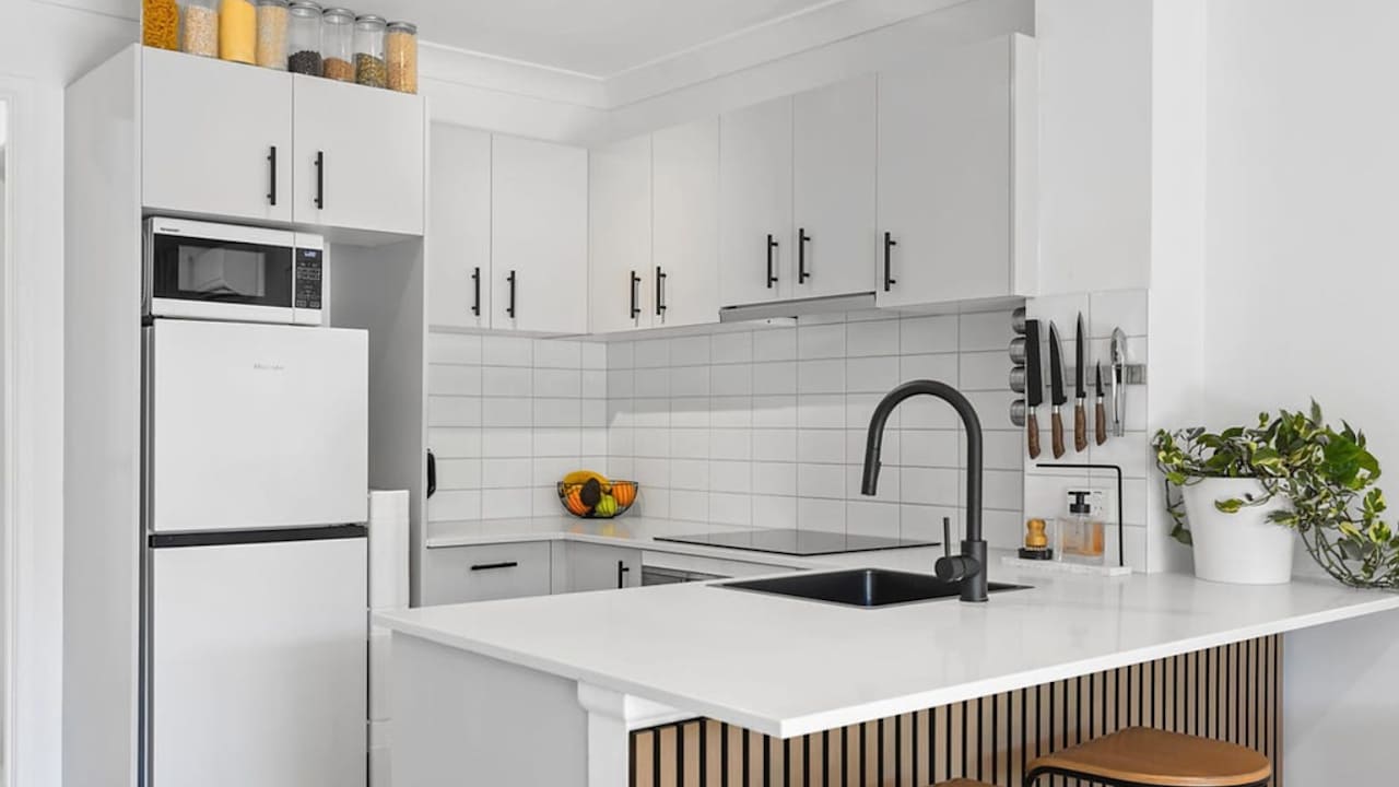 Furnished room with own bathroom