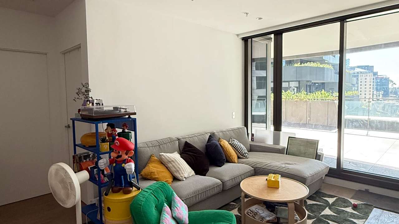 Furnished room with own bathroom