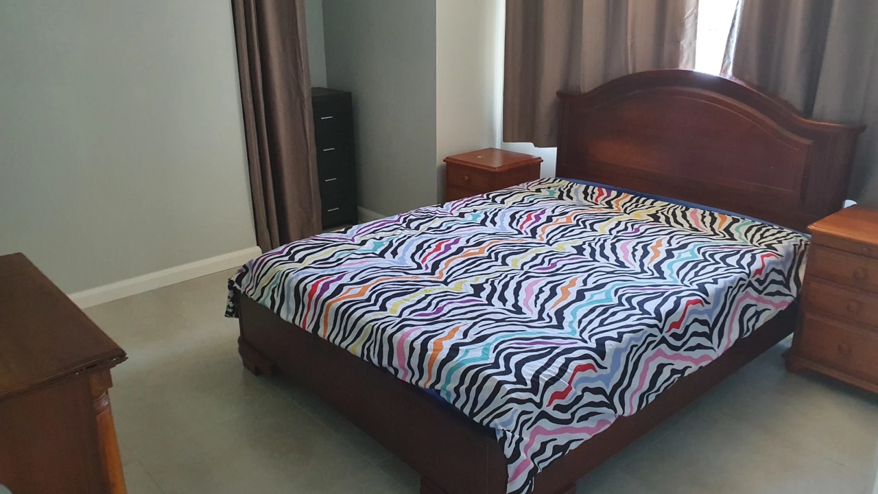 Room in a share house