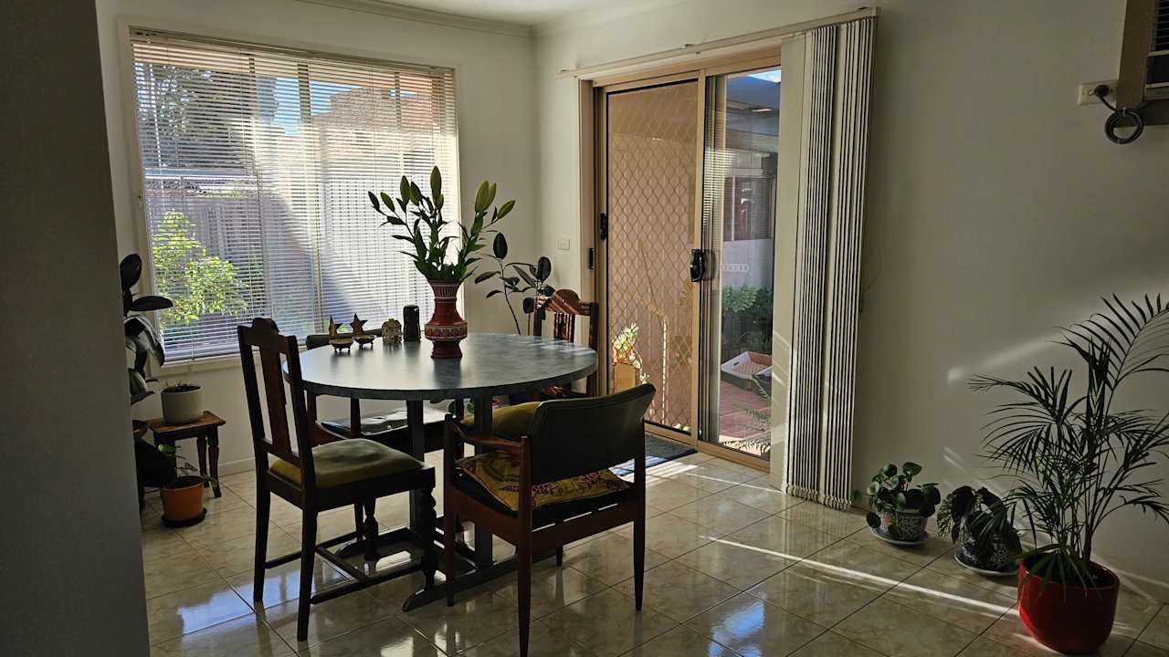 Unfurnished room in a share house