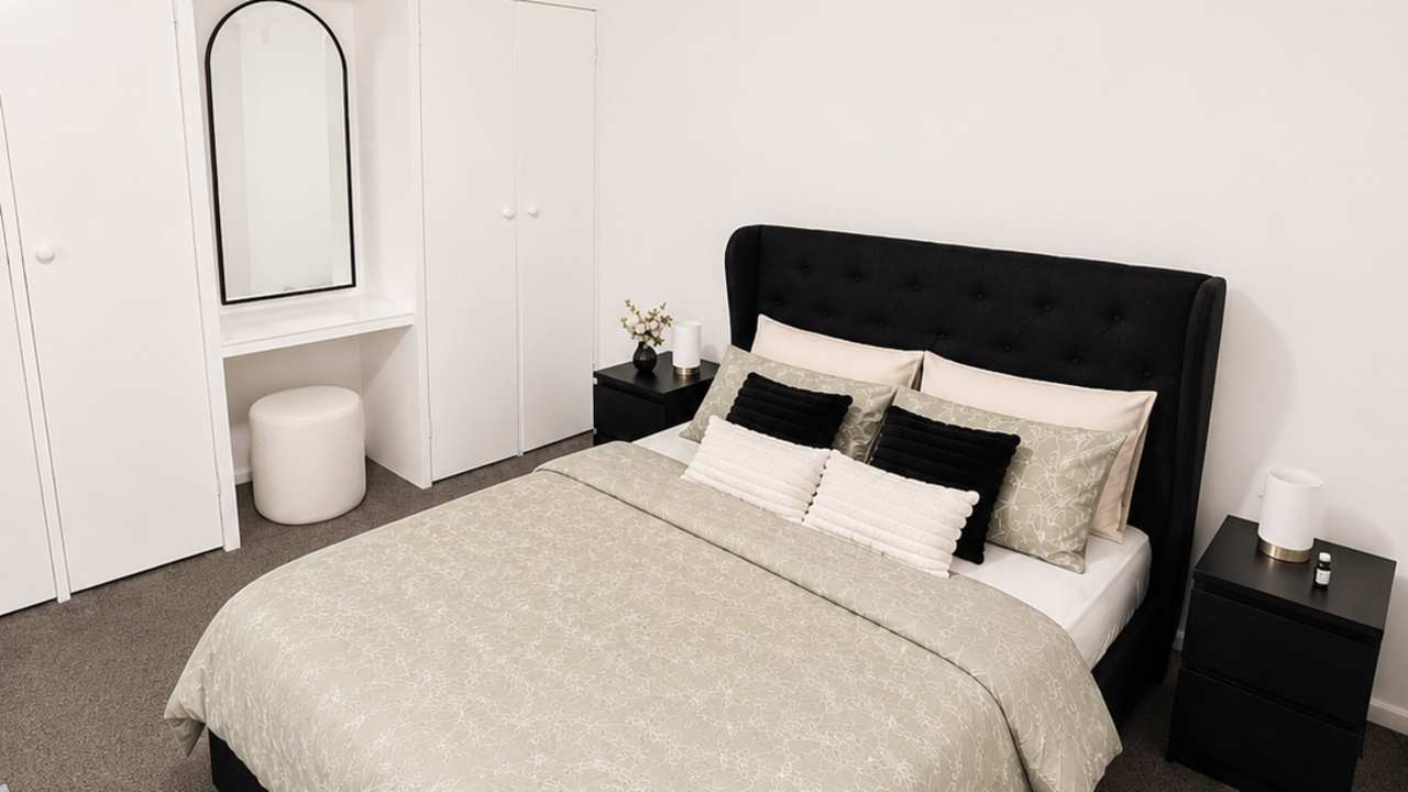 Furnished room in a flatshare