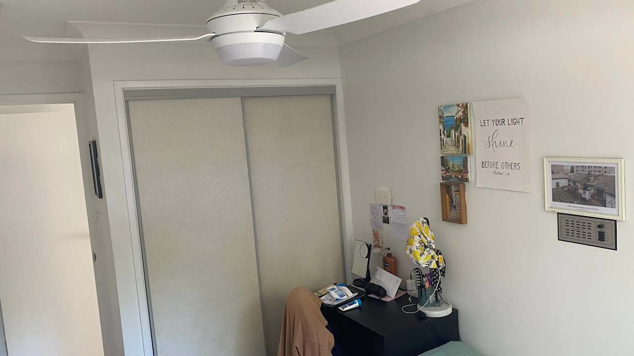 Unfurnished room in a share house