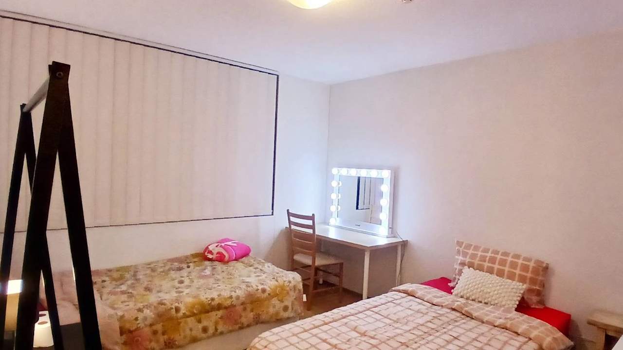 Whole property with 2 rooms for rent