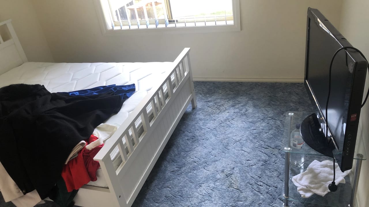 Unfurnished room with own bathroom
