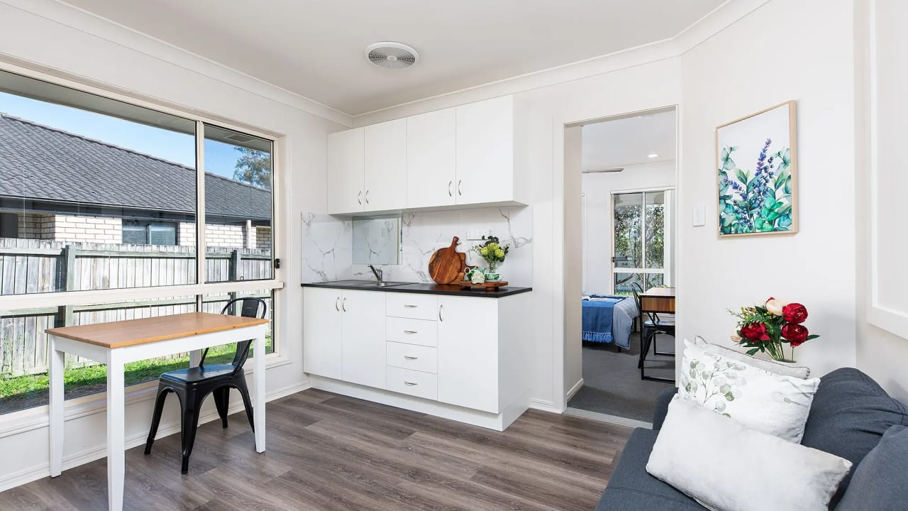 Furnished room granny flat for rent
