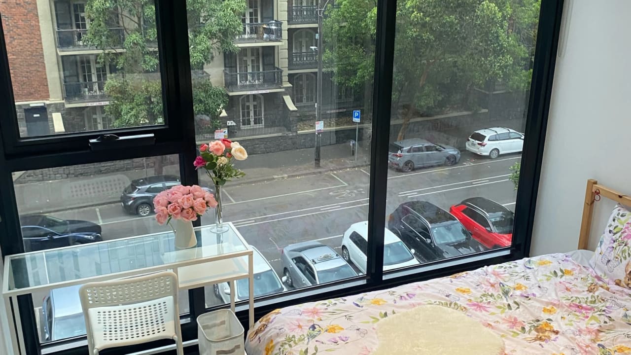 Furnished room in a flatshare