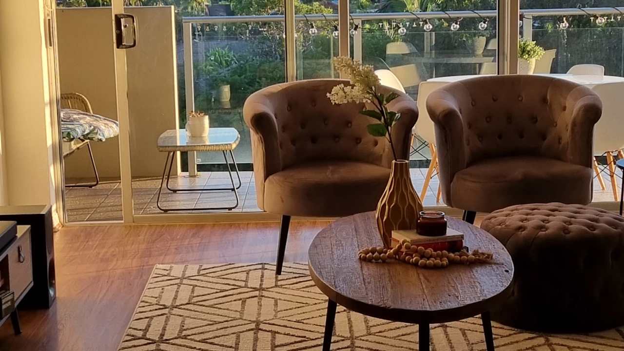 Furnished room with ensuite in a flatshare