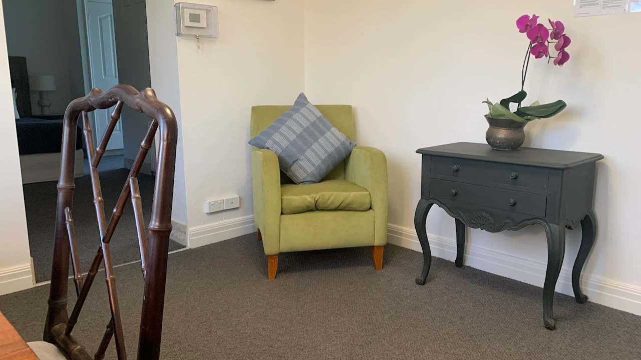 Furnished room with own bathroom