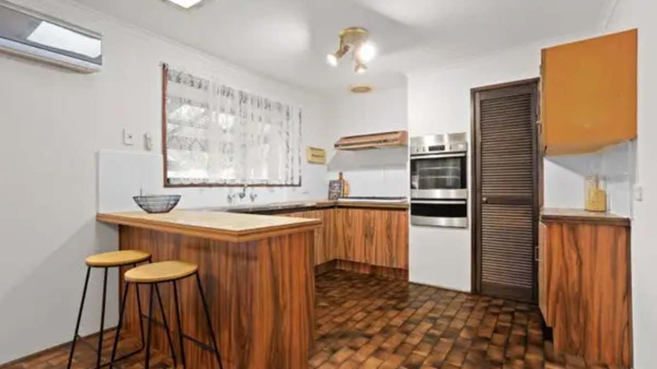 Room in a share house