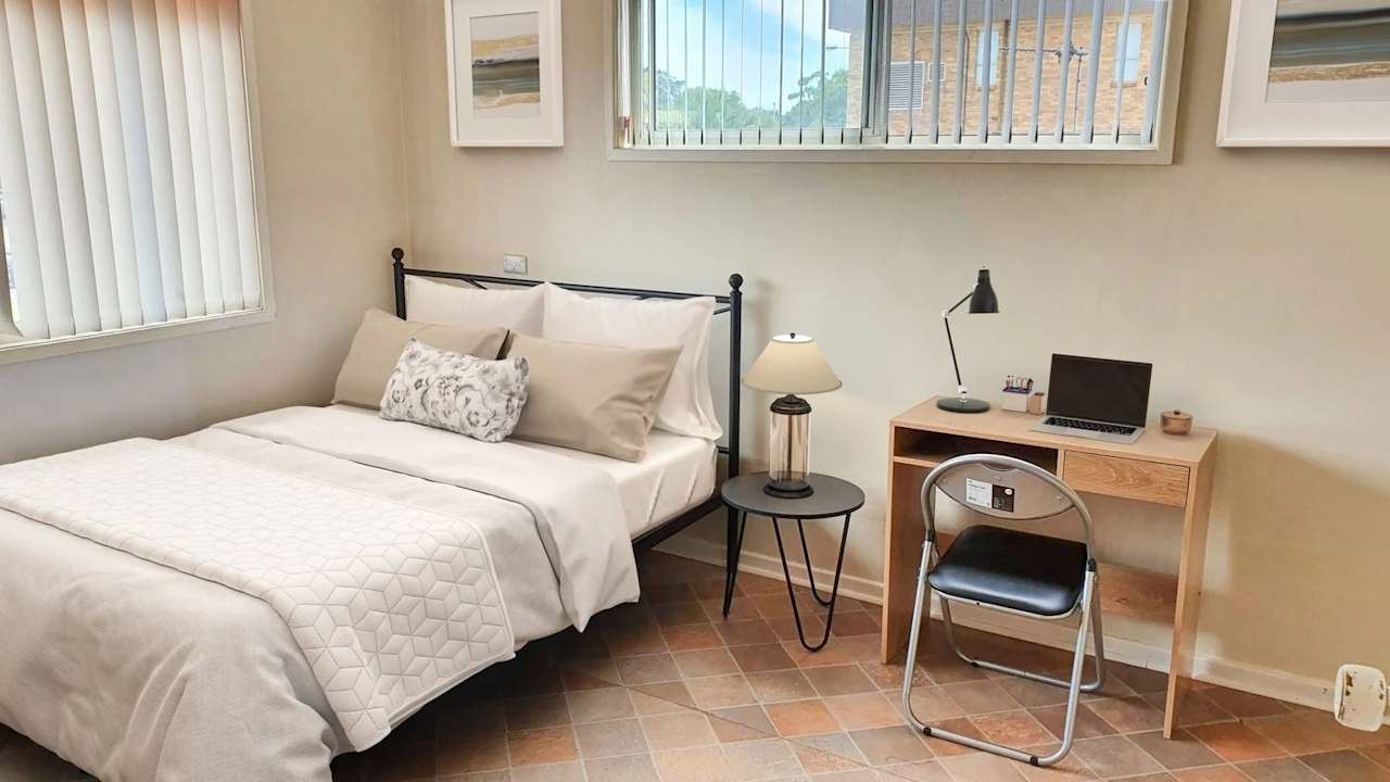 Furnished room in a share house