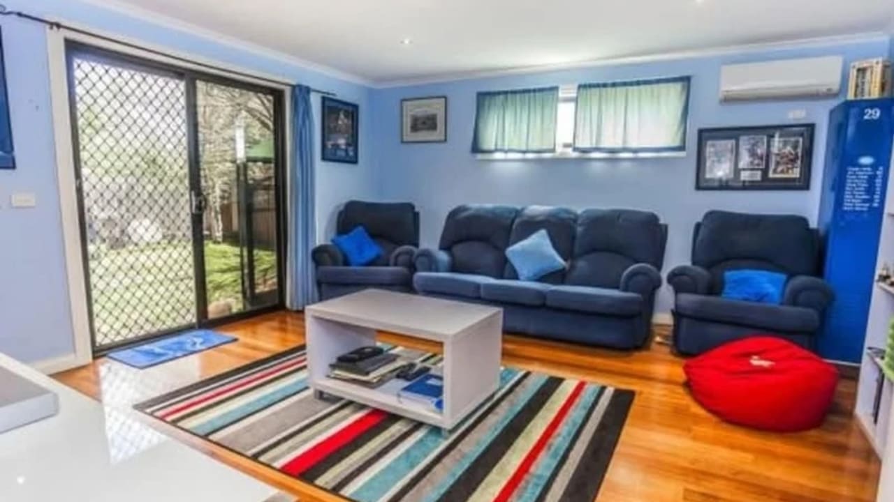 Furnished room granny flat for rent