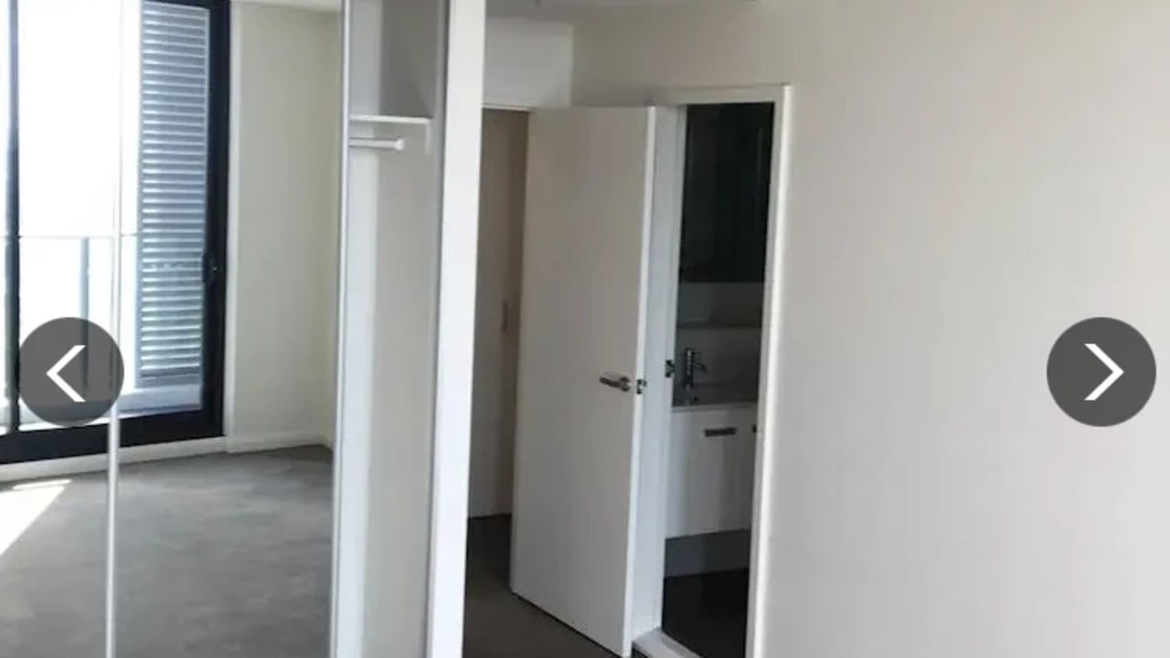 Furnished room with ensuite in a flatshare