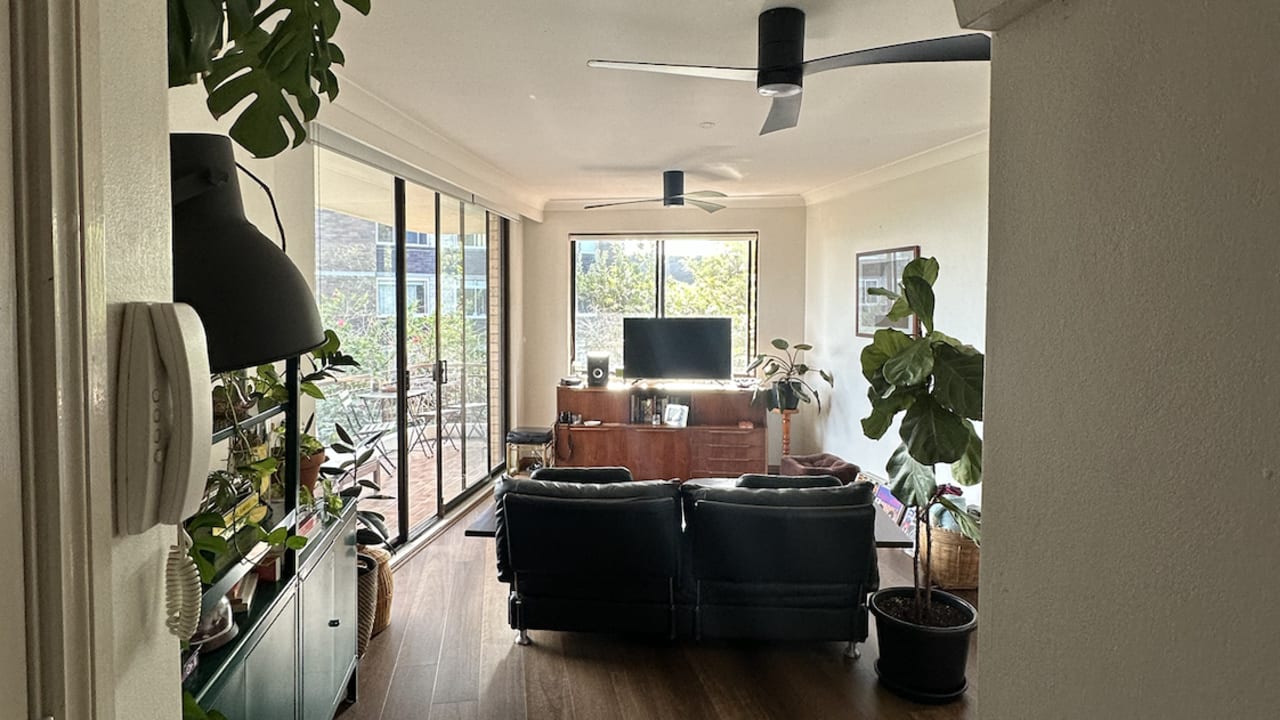 Furnished room in a flatshare
