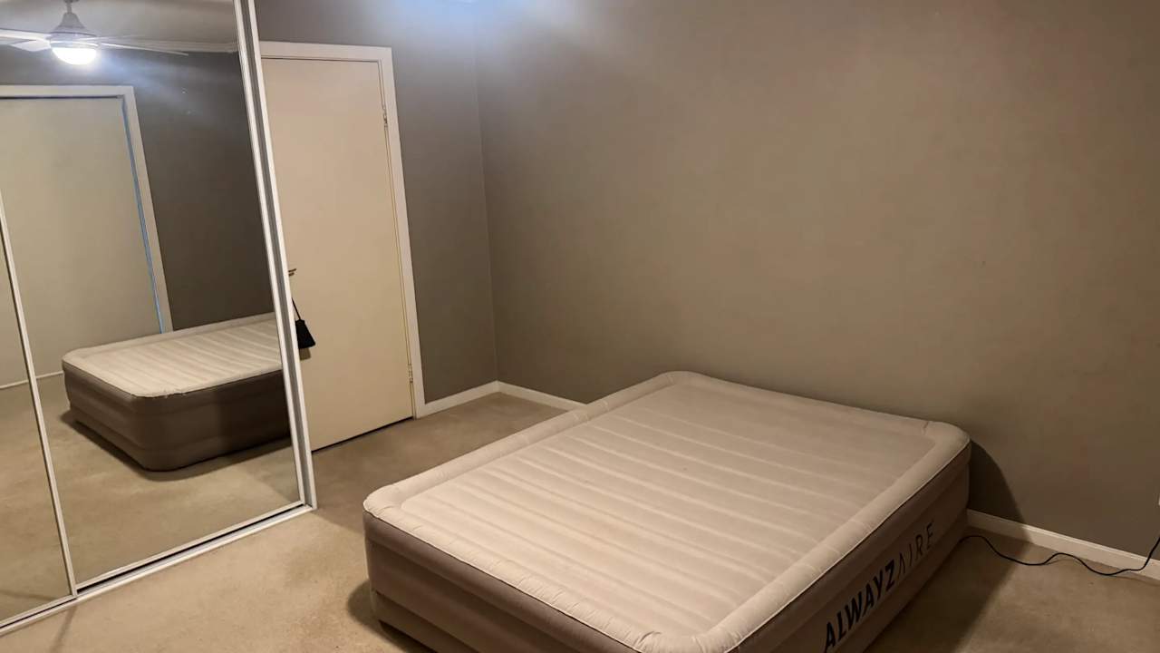 Unfurnished room with own bathroom