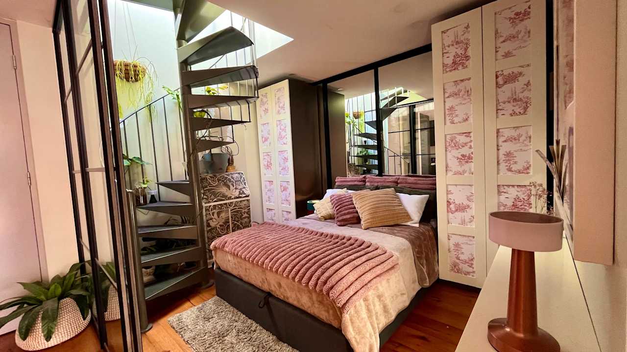Furnished room in a flatshare