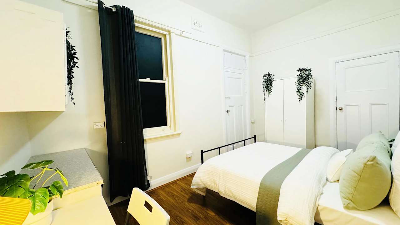 Furnished room in a share house