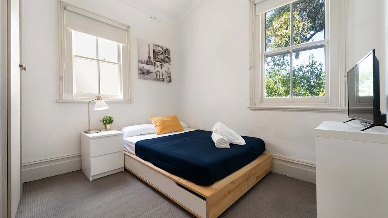 Furnished room in a share house