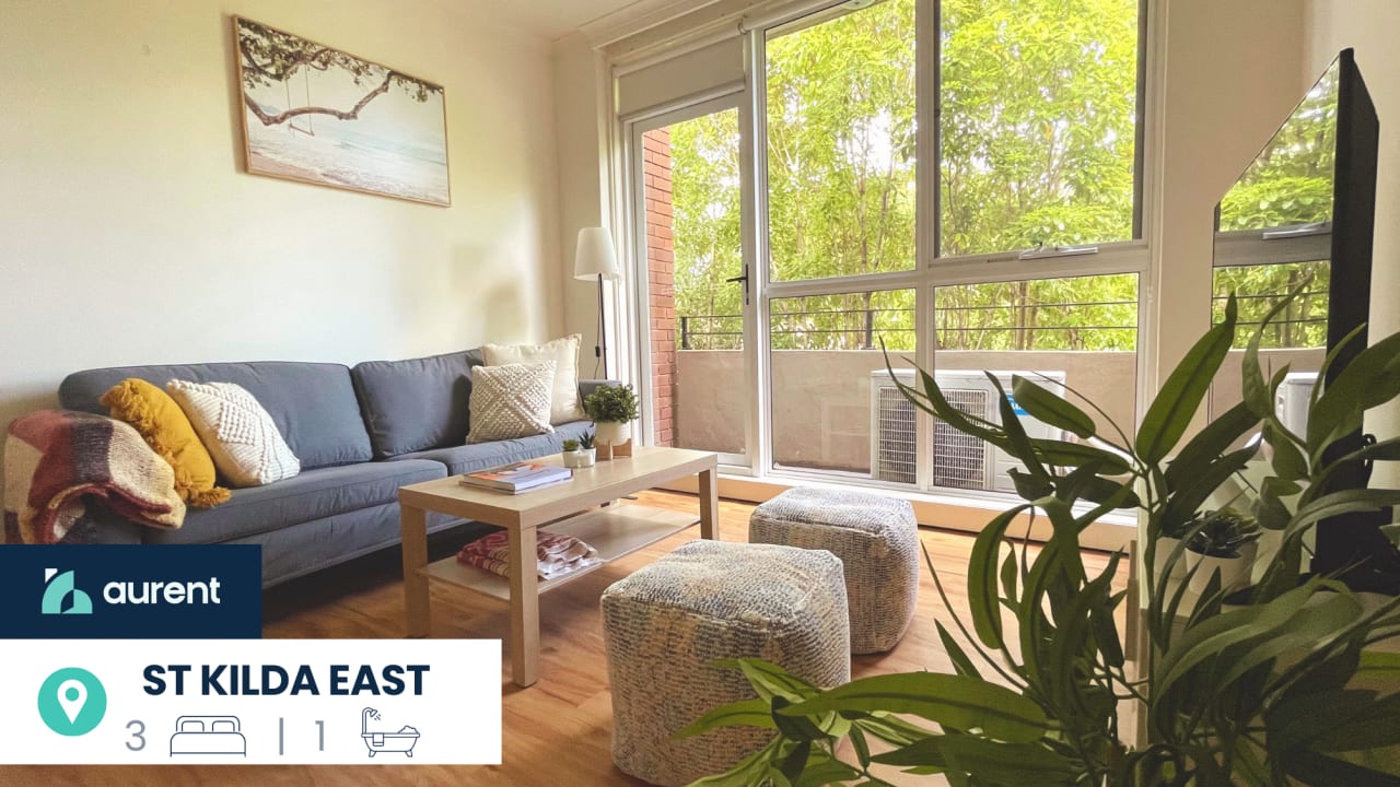 Furnished room in a flatshare