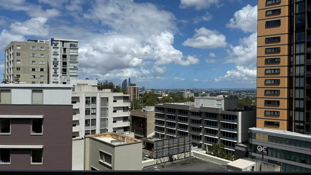 Unfurnished room with own bathroom