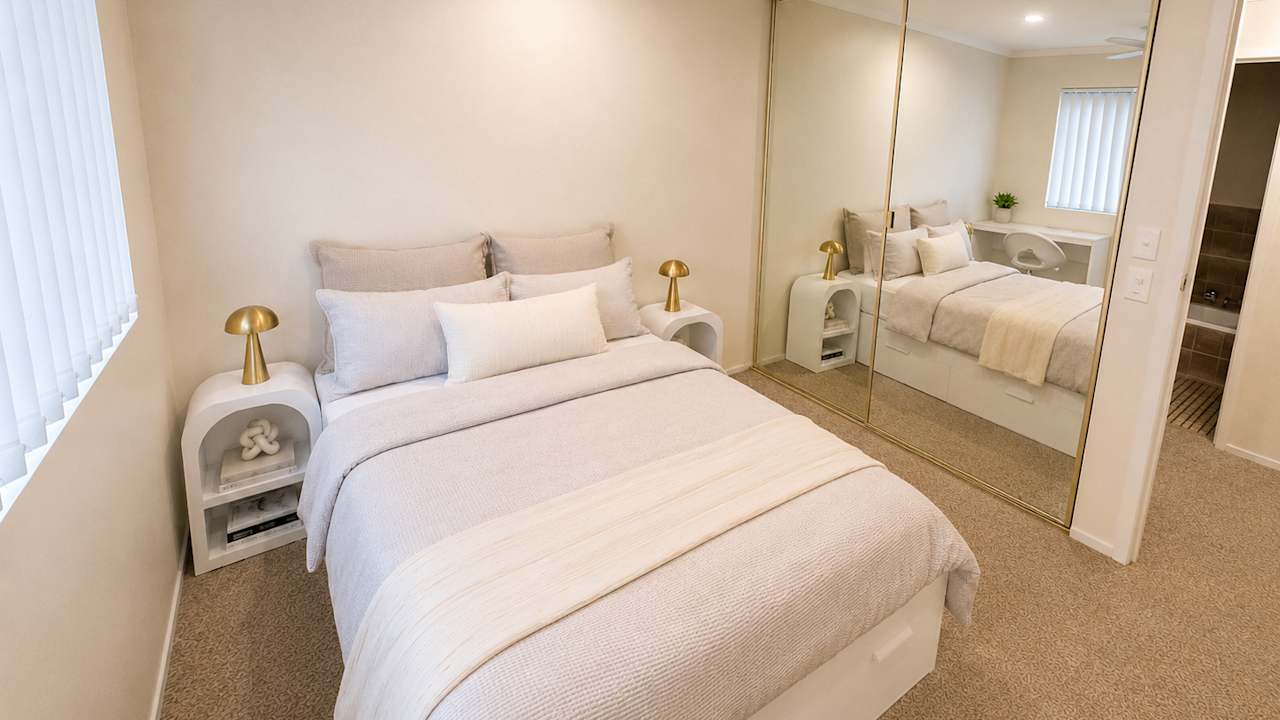 Furnished room with own bathroom