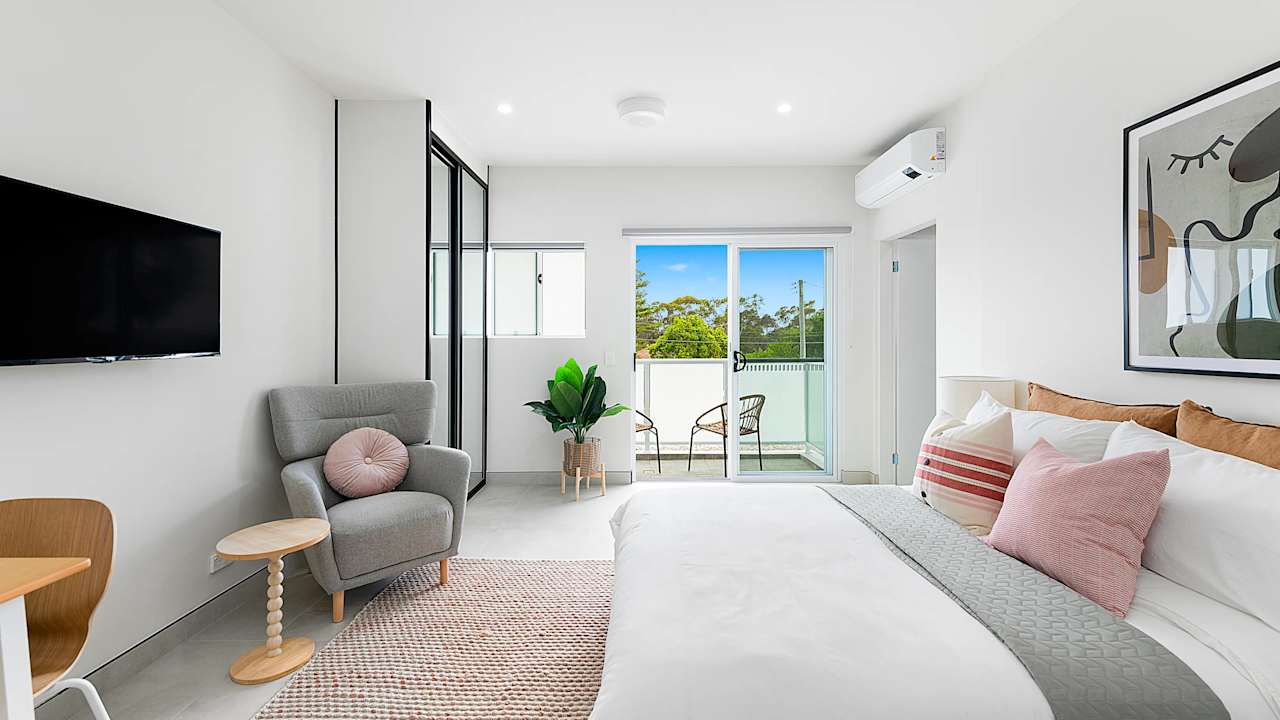 Room studio flat for rent