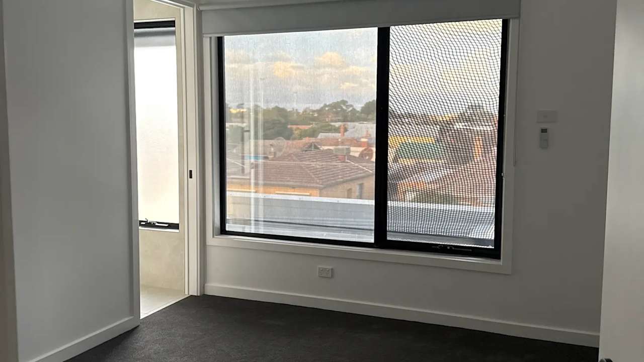 Unfurnished room with ensuite in a share house