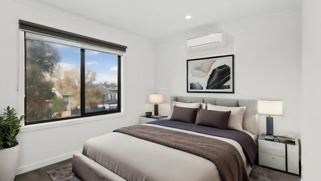 Furnished room with own bathroom