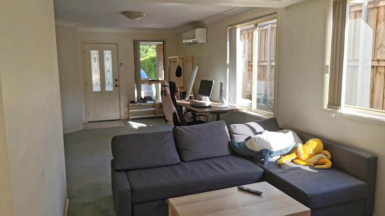 Furnished room in a share house