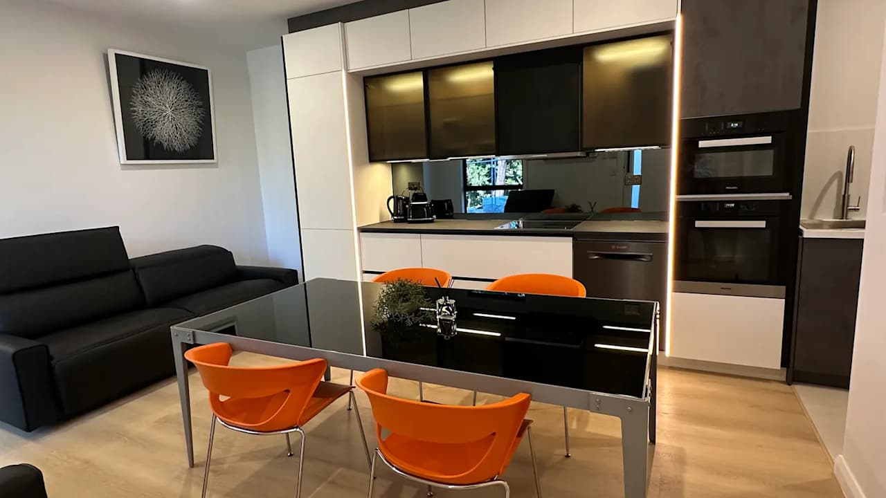 Furnished room granny flat for rent