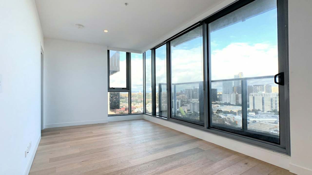 Whole property with 2 rooms for rent