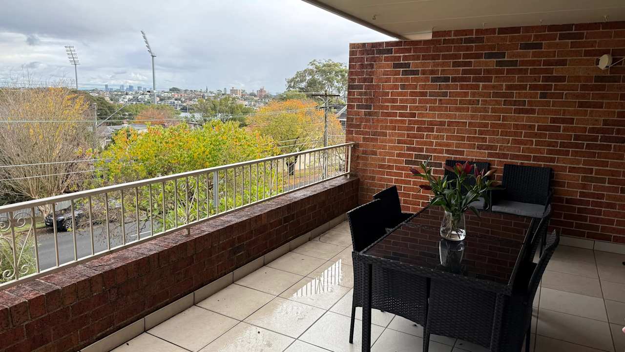 Unfurnished room in a flatshare