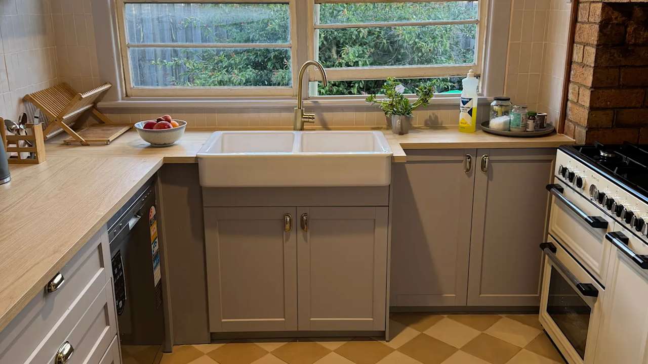 Whole property with 3 rooms for rent