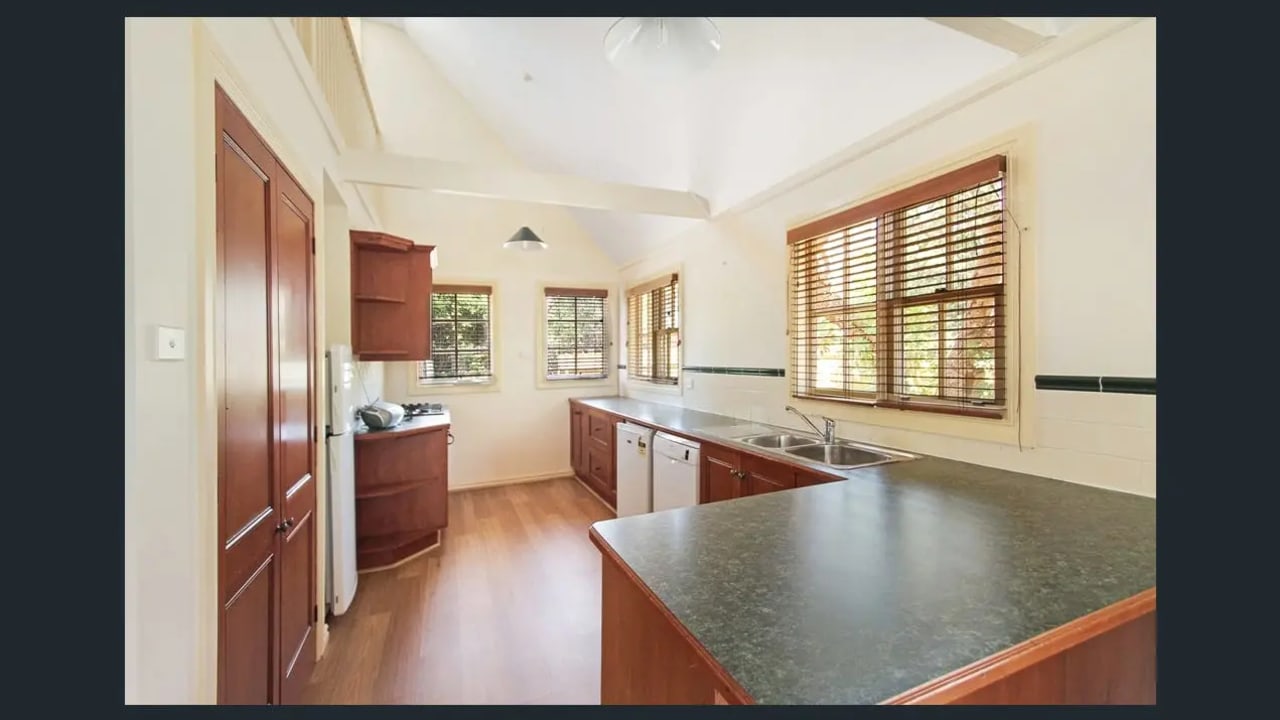 Unfurnished room in a share house