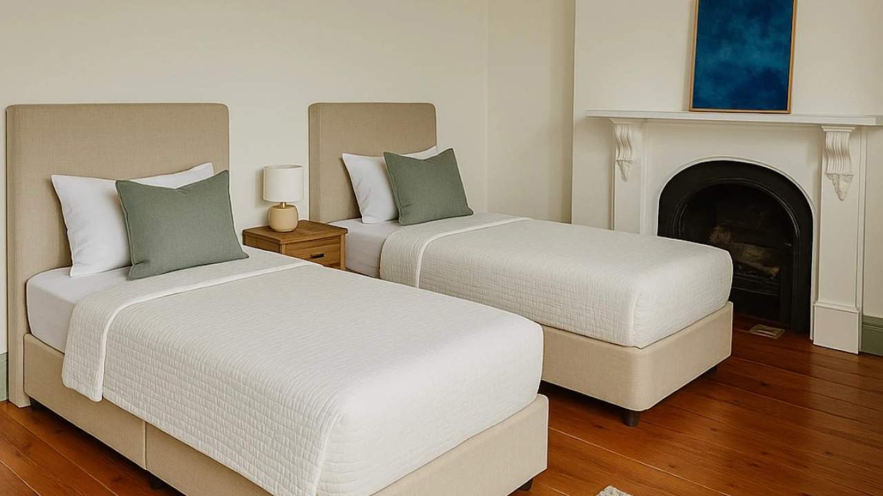 Furnished room in a flatshare