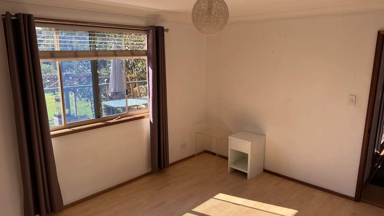 Unfurnished room in a share house
