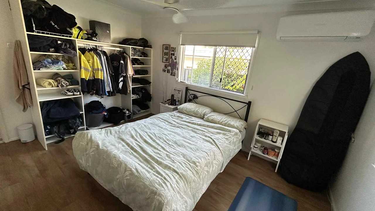 Unfurnished room in a share house