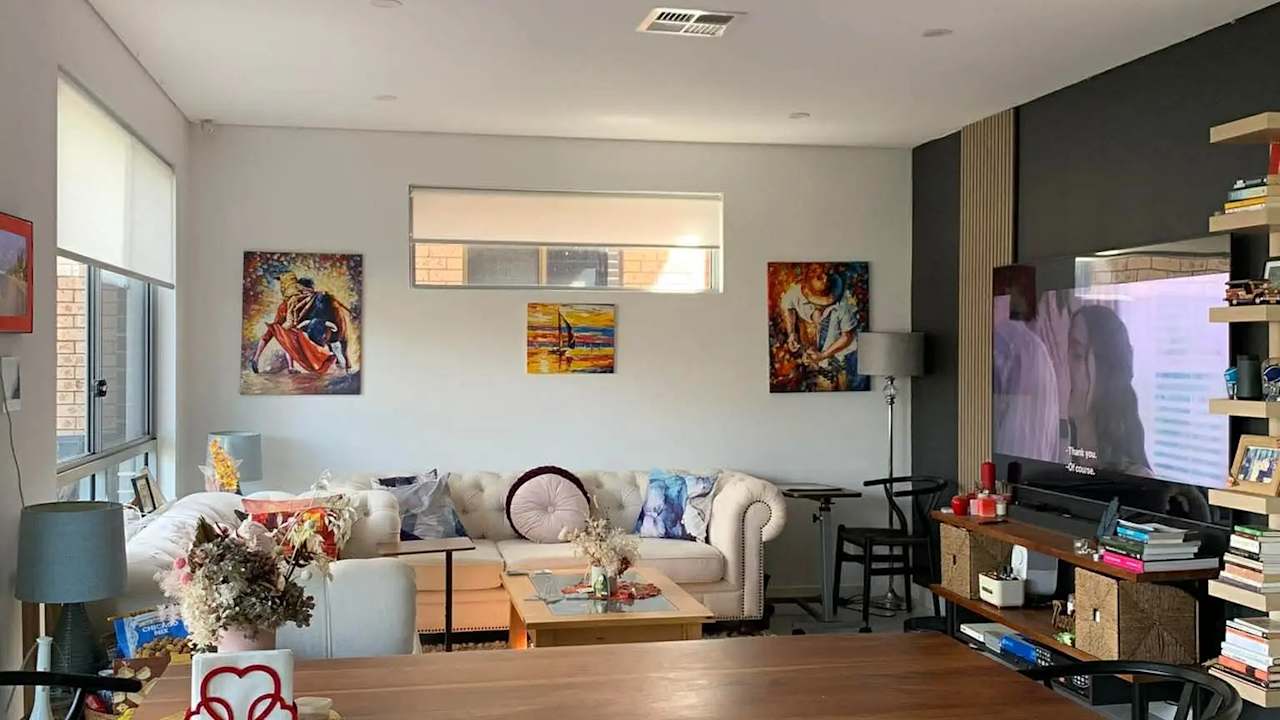 Furnished room in a share house
