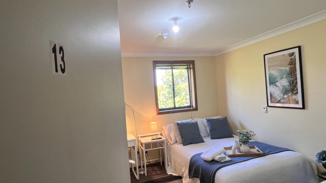 Furnished room in a share house