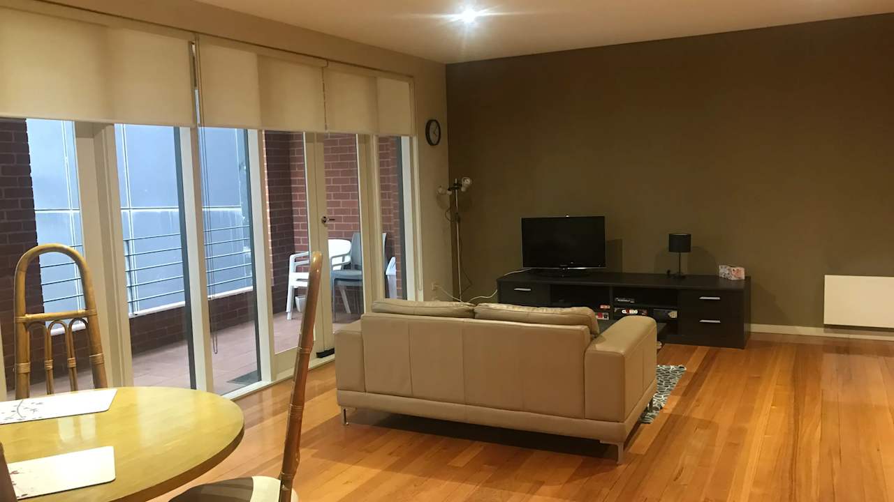 Whole property with 2 rooms for rent